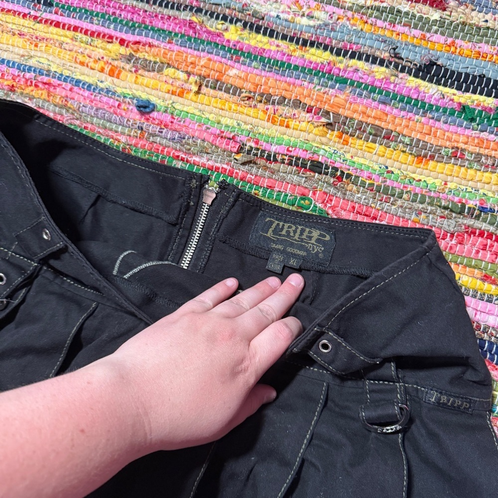 Tripp NYC Black Pleated Star & Moon Mini Skirt – Size XL - Picture 2 of 4